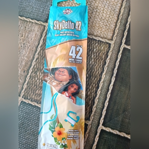 Disney Moana 2 SkyDelta 42 Kite - Blue and Tan - Picture 5 of 5